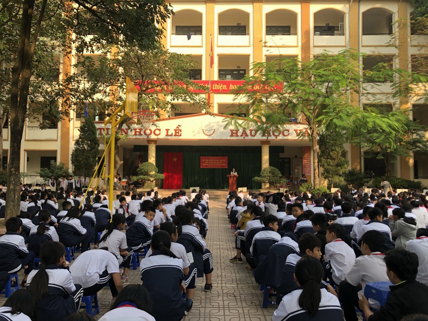 Giao lưu với giám đốc Giám đốc trường Brookes Shawnigan Lake, Canada.