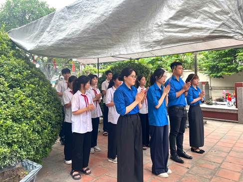 THCS DƯƠNG NỘI KHẮC GHI – ĐỜI ĐỜI NHỚ ƠN CÁC ANH HÙNG LIỆT SĨ